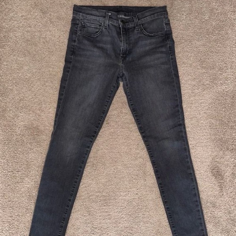 Joe's The Icon Mid Rise Skinny Ankle Jean in gray Remedy wash size 27 EUC!